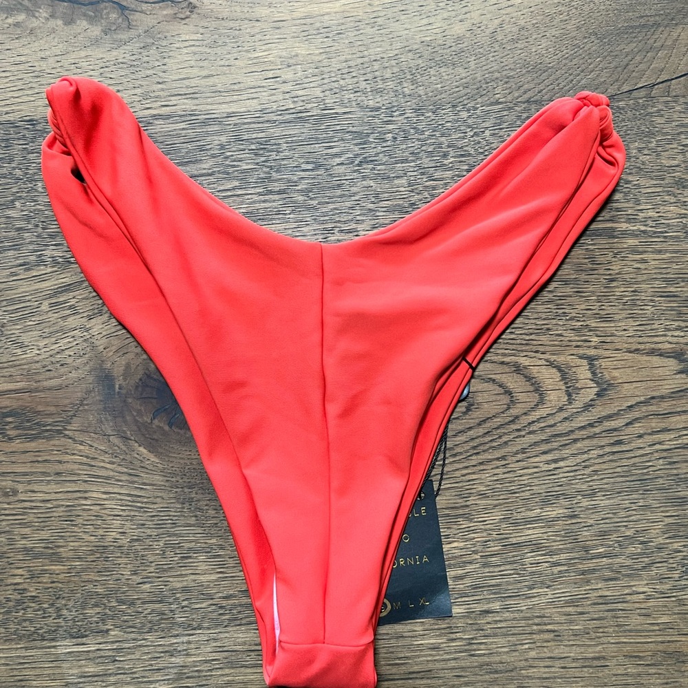 Skatie Swim Suzanne Bottom